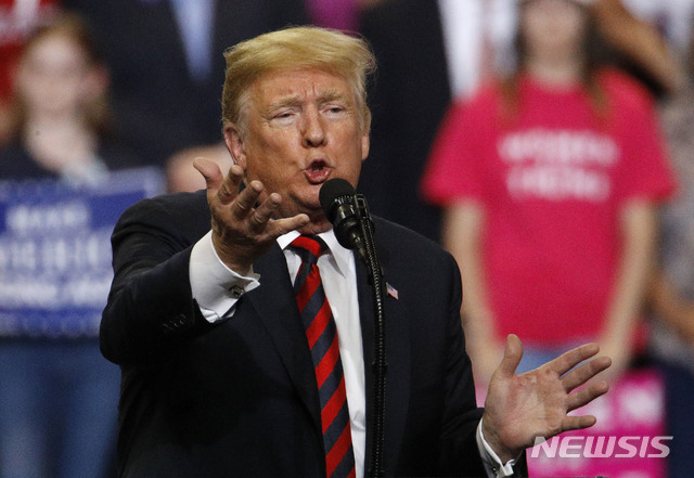 트럼프,아베와 만찬 전 "보다 호혜적 미일관계 기대" 트윗