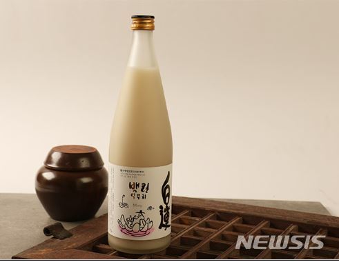 포포인츠 바이 쉐라톤 서울 강남 '에볼루션'의 '백련 막걸리'