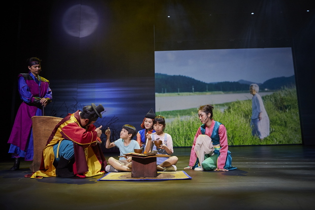 다시 온다, 영화를 만난 국악 판타지 '꼭두'