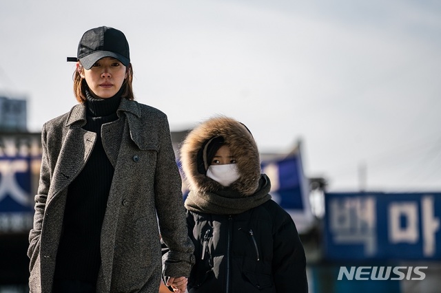 【서울=뉴시스】영화 '미쓰백'. 2018.09.28. (사진=리틀빅픽처스 제공)