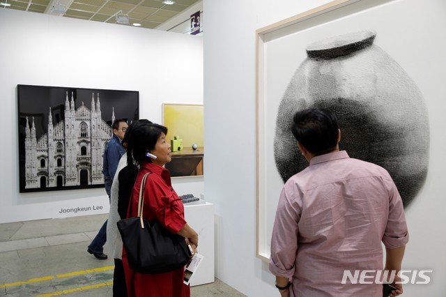 【서울=뉴시스】 KIAF 2018 ART SEOUL이 10월 3일 서울 코엑스에서 개막한다. 