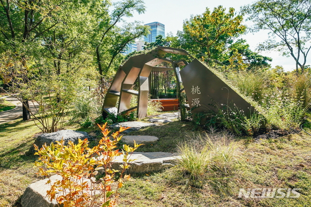 오현주 작가의 ‘도원(桃源)