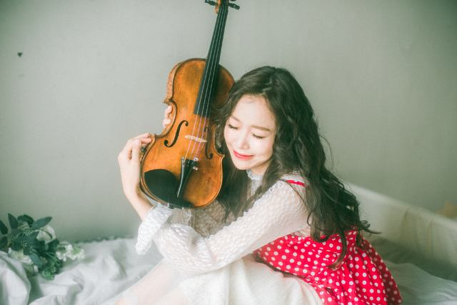 '댄스올린' 제니 윤, 연예인 농구대회 축하공연···'스타 유튜버' 