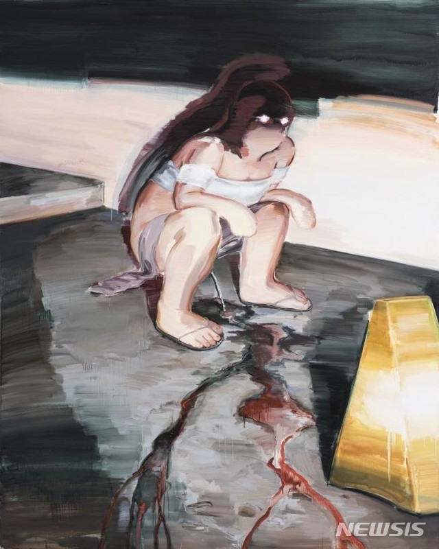 오밤중 술에 취해 노상방뇨하는 여자, 범죄의 표적?