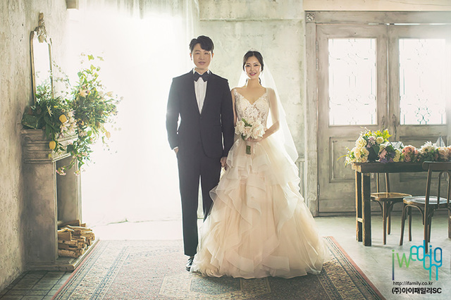 개그맨 유상무, 암 이기고 작곡가 김연지와 결혼