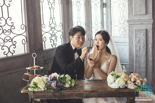 개그맨 유상무, 암 이기고 작곡가 김연지와 결혼