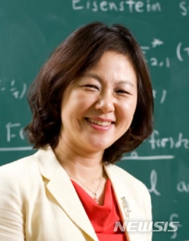 사진은 포스텍 최영주 교수.