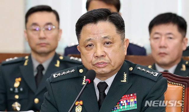 【서울=뉴시스】이종철 기자 = 박한기 합참의장 후보자가 5일 서울 여의도 국회에서 열린 국방위원회 인사청문회에서 의원 질의에 답변하고 있다. 2018.10.05. jc4321@newsis.com