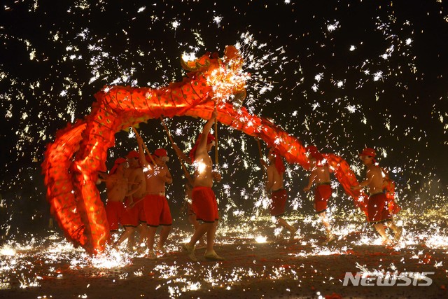 [원추 오늘의운세]용띠 음력 1·6·9월생, 투기 성공합니다