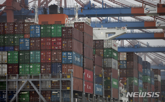 2월 생산, 71개월만에 최대폭↓…경기지표 하락폭도 커져(2보)