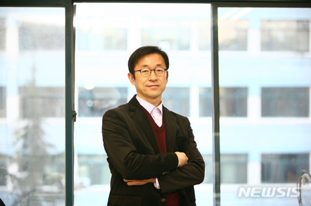 한국연구재단 기초연구본부장에 이희윤 KAIST교수 선임