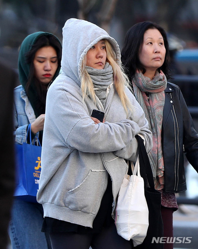 오늘도 쌀쌀…바람 불어 더 추워