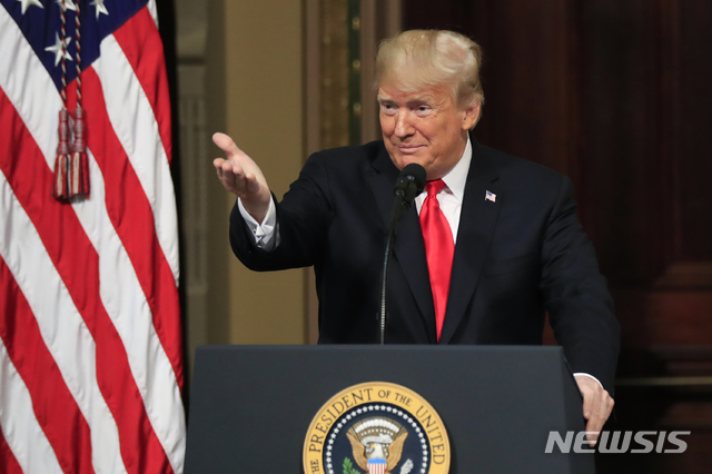 트럼프 "북한과 관계 매우 좋아…폼페이오는 스타"