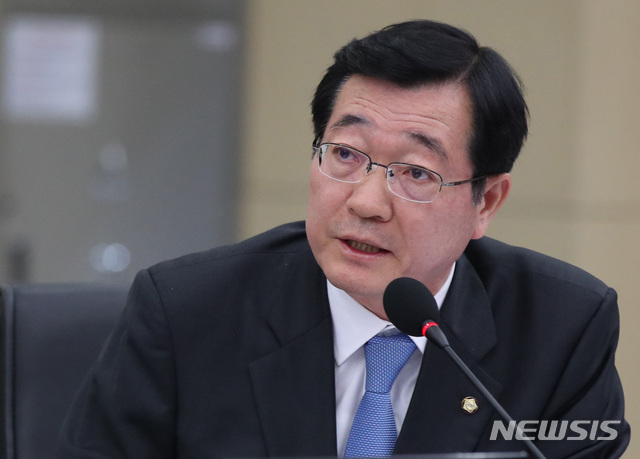 【서울=뉴시스】 국회 국방위원회 더불어민주당 간사인 민홍철 의원.