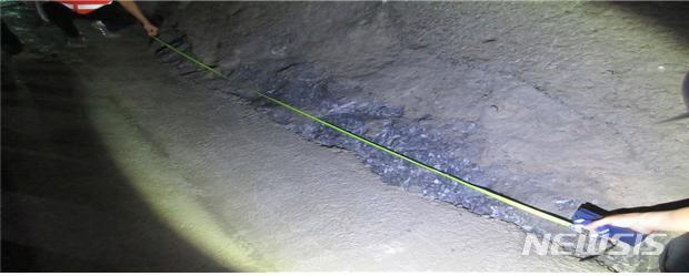 【서울=뉴시스】터널숏크리트 시공 미흡이 적발돼 12일간 공사중지 (제공=국토교통부)