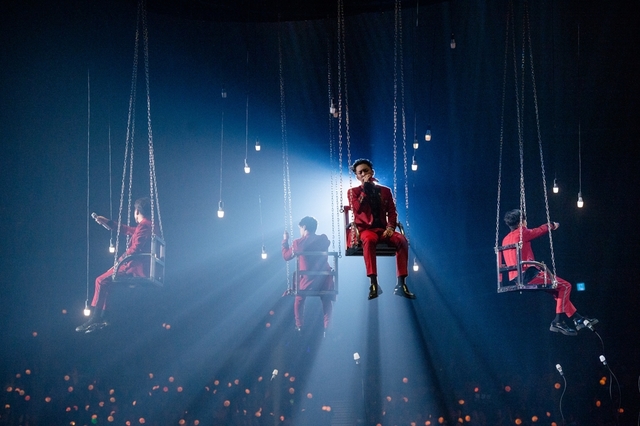 [리뷰] 강성훈 빠진 젝스키스 "지금 여기 우리면 돼요" 