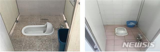 【서울=뉴시스】 전국에 양변기가 1개도 설치 안 된 학교가 54개가 존재하는 것으로 나타났다. 사진은 쪼그리 변기인 화변기가 있는 서울 A초교(왼쪽)와 서울 B여고 화장실 사진.(사진제공= 서영교의원실) 2018. 10.18