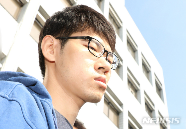 associate_pic