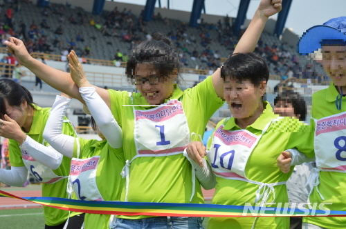 【서울=뉴시스】서울시가 '2018 노숙인 건강체육대회'를 개최한다. <사진제공=서울시> 2018.10.23.