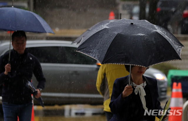 내일 전국 비…미세먼지 오랜만에 걷혀