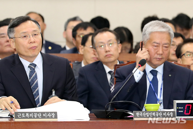 [종합]환노위 국감서 전·현 정부 친인척 채용비리 의혹 잇따라 