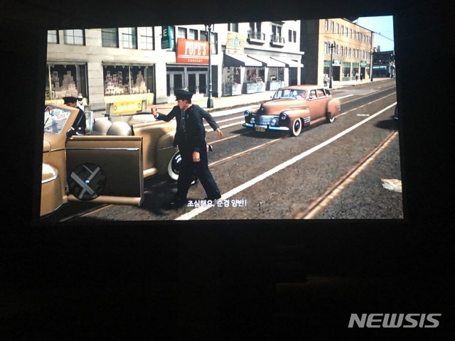 【서울=뉴시스】 하룬 파로키 회고전 <인터페이스>, 1995