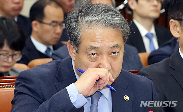 환경부 산하기관 채용비리 의혹 질타…"가족 친목회냐" 