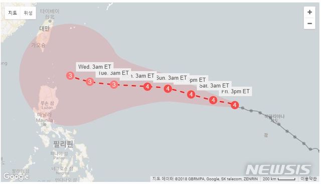 【서울=뉴시스】 미국자치령인 '북마리아나 제도'를 강타한 슈퍼태풍 '위투(Yutu)'가 북서쪽으로 방향을 전환하며 필리핀과 대만을 향해가고 있다. (사진=구글맵 캡처) 2018.10.26.