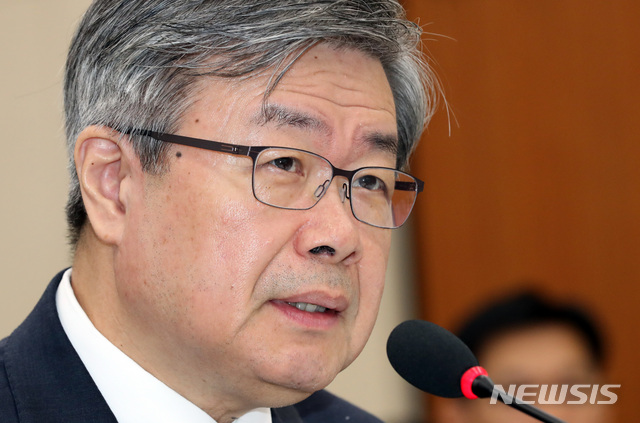 이재갑 장관 "단기 일자리는 불가피한 상황에서 고육지책"