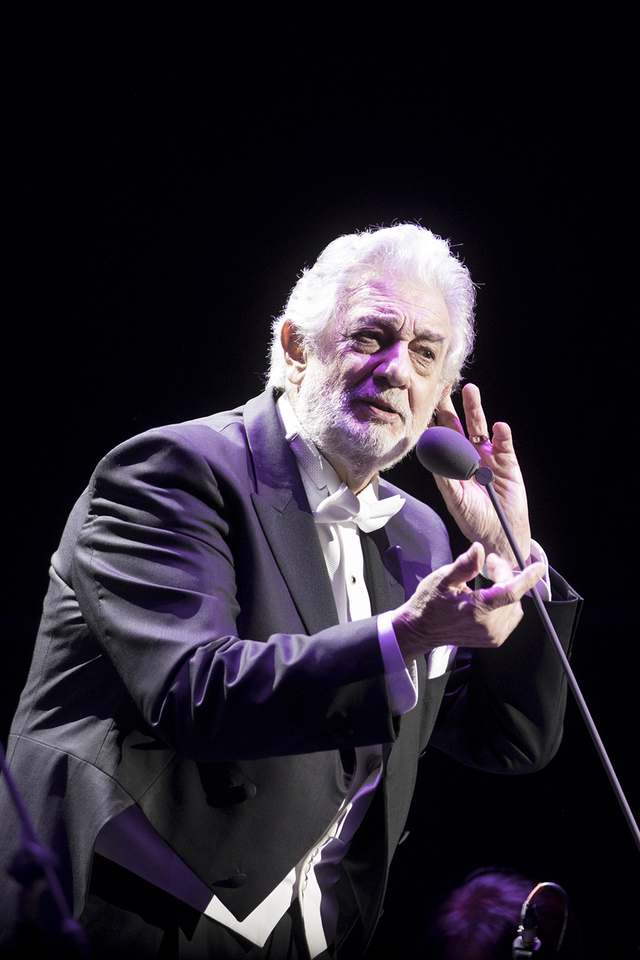 [리뷰]주름은 오선·표정은 악보가 됐네···77세 플라시도 도밍고 