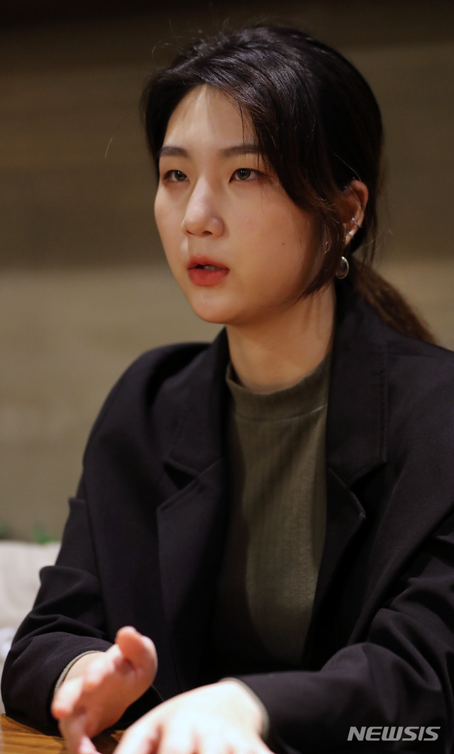 【서울=뉴시스】박주성 기자 = 25일 오전 서울 성북구 길음역 근처에서 장지혜 국민대 성윤리대책위원장이 뉴시스와 인터뷰를 하고 있다. 2018.10.27. park7691@newsis.com