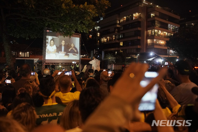 브라질 새 대통령 보우소나루 누구? …'브라질의 트럼프"