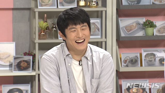 JTBC 예능 프로그램 '냉장고를 부탁해' 출연한 만화가 기안84