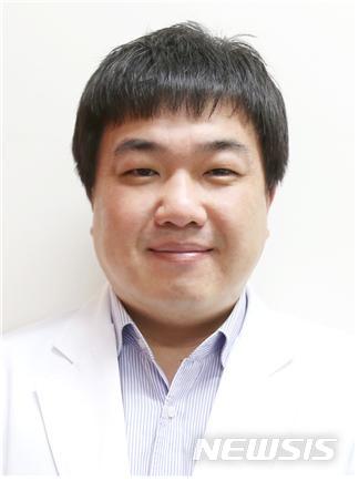 【대구=뉴시스】김덕용 기자 = 강빈 칠곡경북대병원 소아청소년과 교수 2018. 10. 31.(사진=칠곡경북대병원 제공)&nbsp;&nbsp;&nbsp; photo@newsis.com