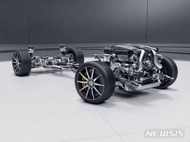 안전 걱정되는 겨울...사륜구동 선택 '운전자' 늘어