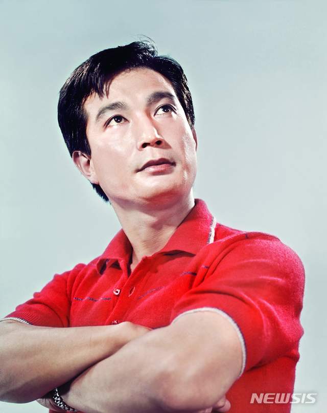 신성일 별세, 한국영화사의 상징 ★ 지다···데뷔 반백년