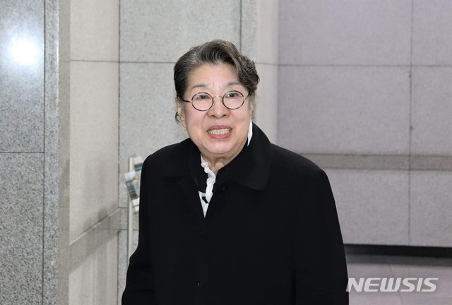 엄앵란, 오전 10시25분 서울아산병원 장례식장 도착