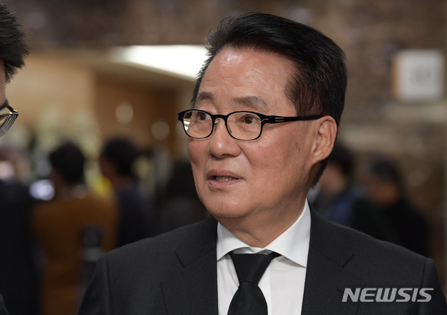 【서울=뉴시스】사진공동취재단 = 박지원 민주평화당 의원. 2018.11.05. photo@newsis.com