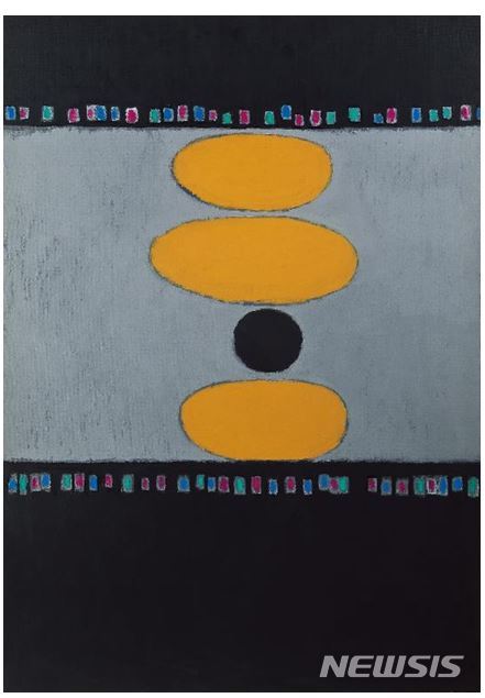 【서울=뉴시스】 Kim WhanKi金煥基, <12-Ⅲ-68 #2>, oil on canvas, 121×85.5cm, 1968, signed, titled and inscribed 'new york' on the reverse, Estimate: HKD 5,500,000 ‒ 8,000,000 / 한화 추정가 7억5천만~2억원