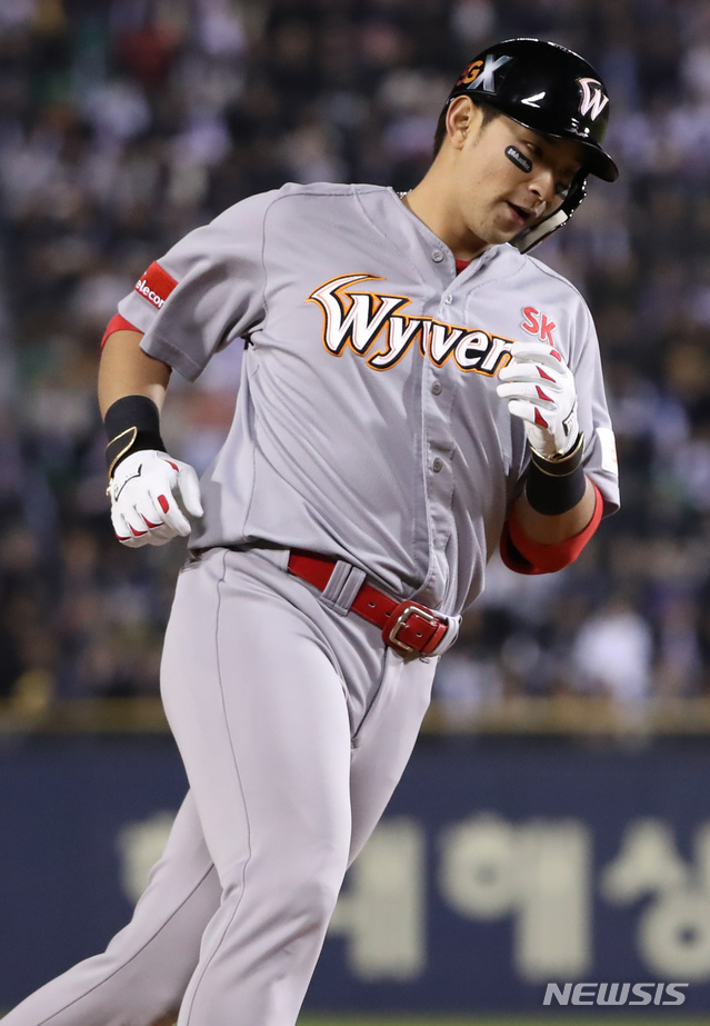 SK 강승호, 음주운전 사고 적발 충격