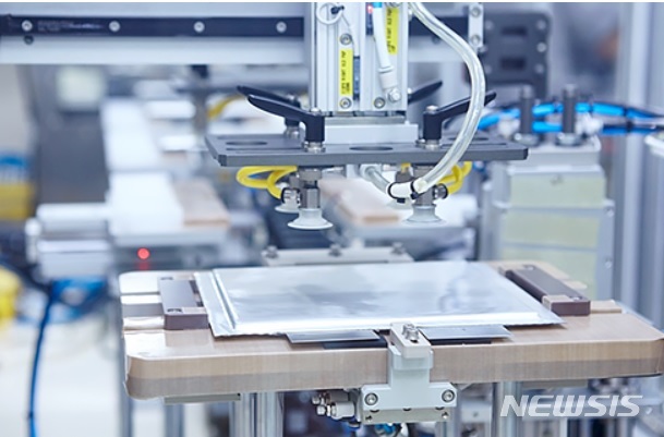 전기차 차세대 배터리 '주목'…韓·中·日 대전