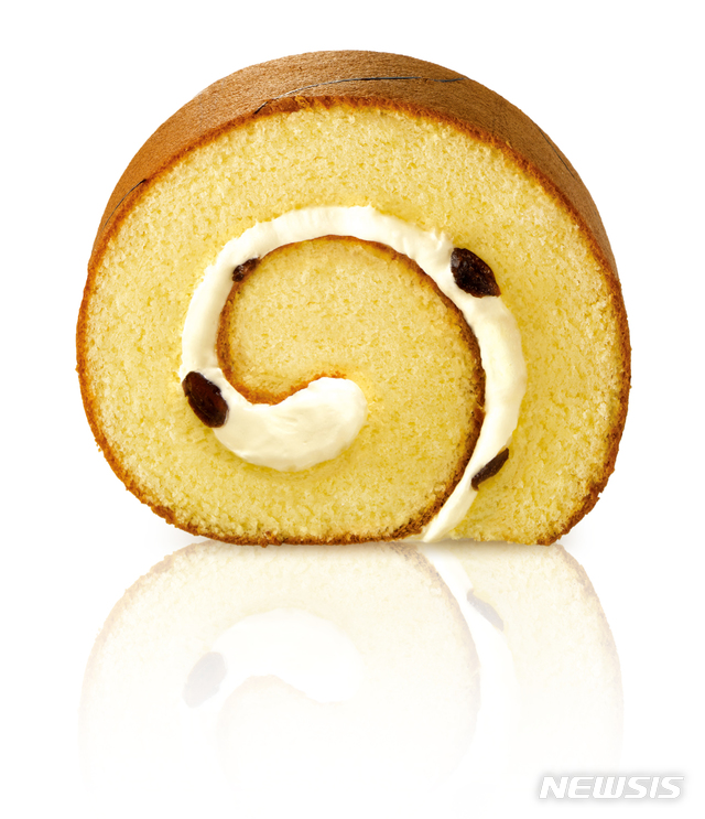 파리바게뜨 '실키롤케익', 최단기간 최다판매 공식인증 추진