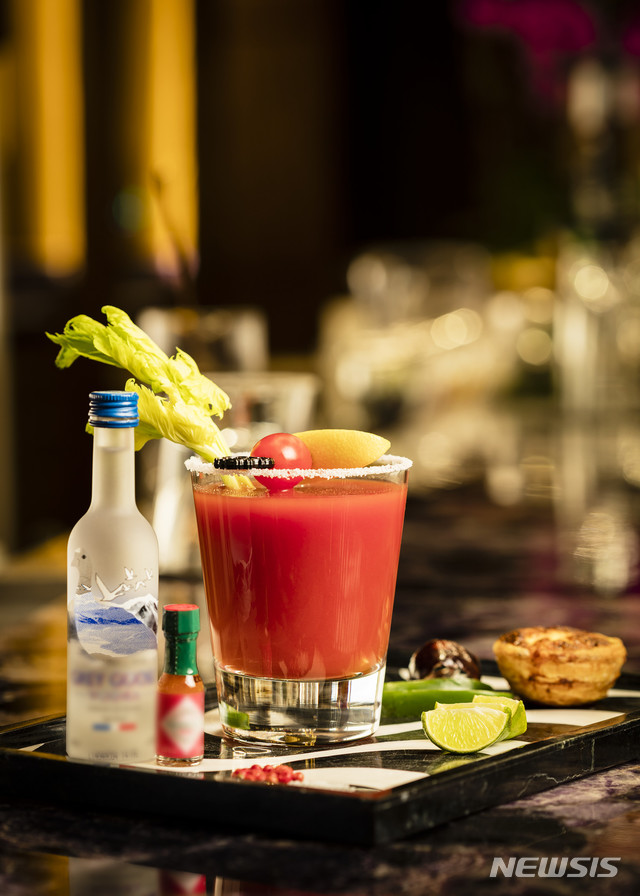 세인트 레지스 마카오 코타이 센트럴 '세인트 레지스 바'의 '마리아 도레스테'