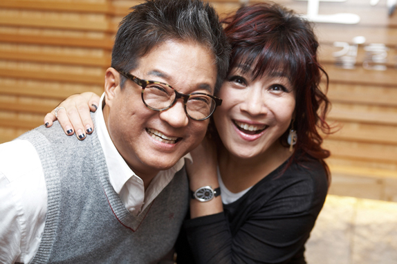 이무송·노사연 부부, 엔터회사 '무사' 설립···가수 키운다 