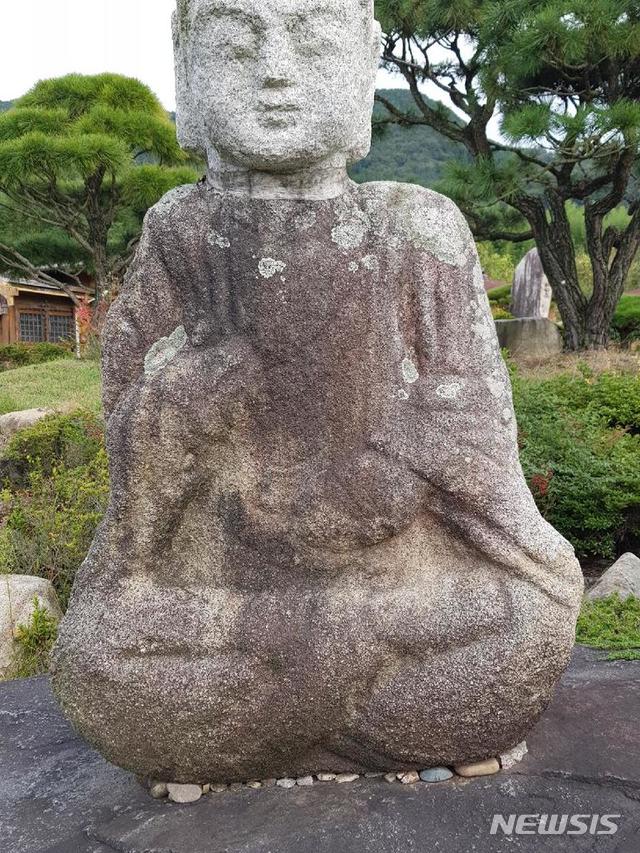 창원시 상천리 석조여래좌상