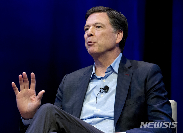 【워싱턴=AP/뉴시스】제임스 코미 전 미 연방수사국(FBI) 국장. 2018.11.30