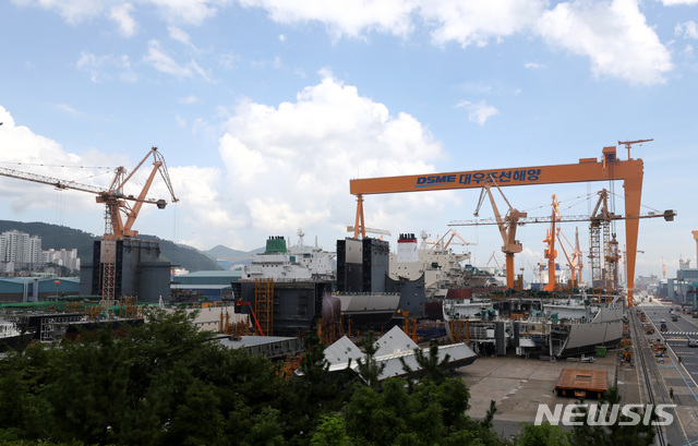 【거제=뉴시스】 김성찬 기자 = 경남 거제시 대우조선해양 옥포조선소 전경.2018.12.03.(사진=대우조선해양 제공) photo@newsis.com