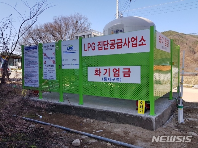 【영동=뉴시스】충북 영동군 용화면 용강리 LPG소형저장탱크.(사진=영동군 제공) photo@newsis.com