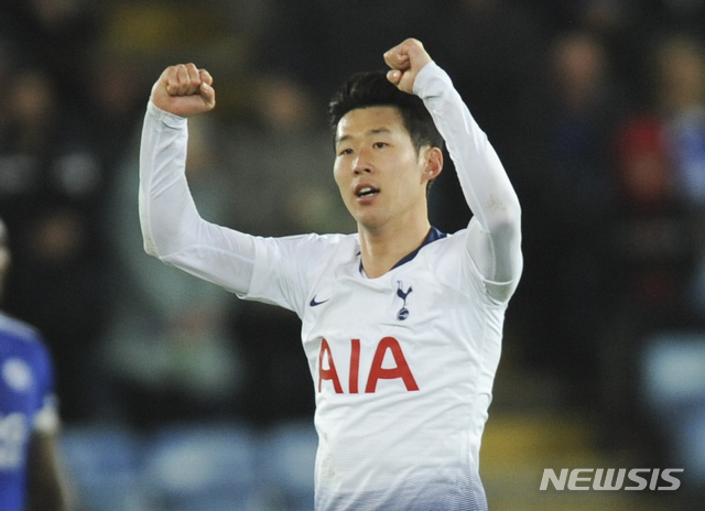 Tottenham's Heung-Min Son celebrates after scoring his side's opening goal during the English Premier League soccer match between Leicester City and Tottenham Hotspur at the King Power Stadium in Leicester, England, Saturday, Dec. 8, 2018. (AP Photo/Rui Vieira)