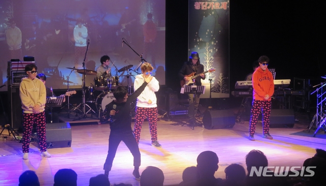 【서울=뉴시스】박대로 기자 =강남구 청담가요제. 2018.12.10. (사진=강남구 제공)